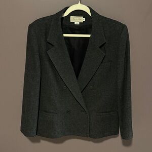 Woman’s blazer wool blend size 12